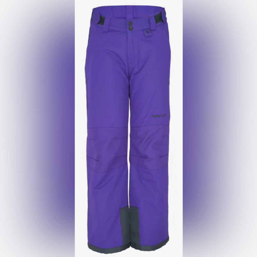 Snowboarding XL kids pants plus multi-layer construction help hold onto warmth